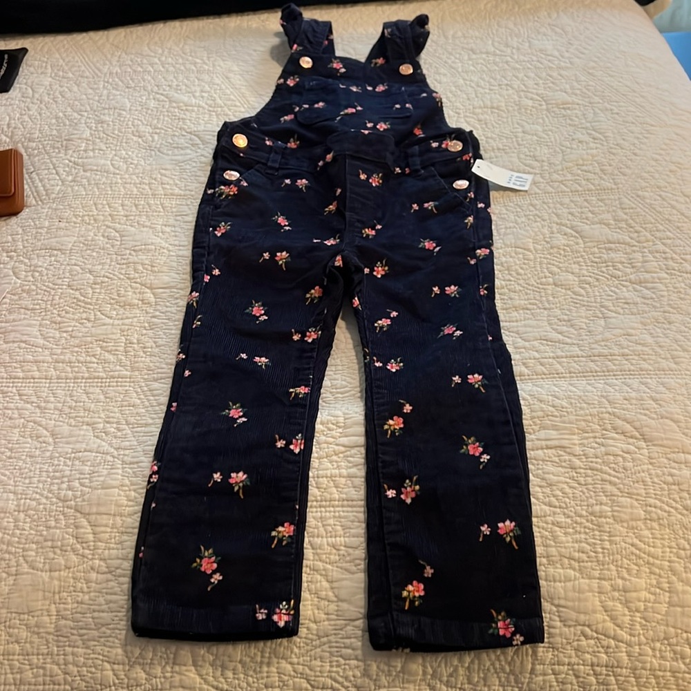 Gap kids 3T corduroy overalls